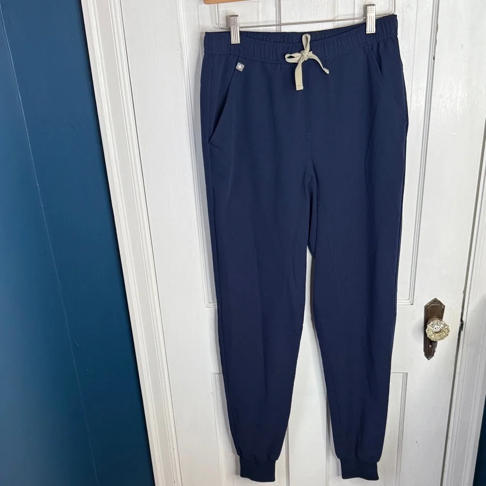 Figs Men’s Tansen Navy Blue Jogger Scrubs Scrub Pants W2005 Sz Small Tall